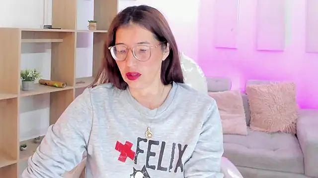 Antonnella 3 online show from 3, 10, 2025