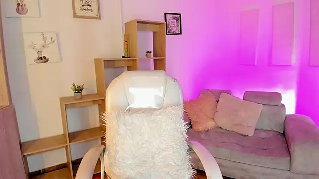 Antonnella 3 online show from 14, 9, 2025