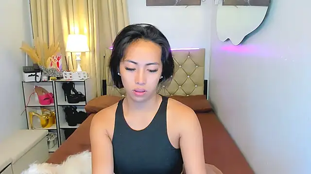 reighnempress online show from 14, 3, 2025