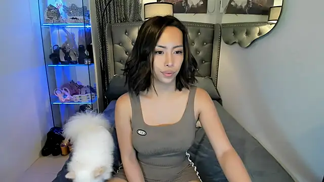 reighnempress online show from 18, 10, 2025