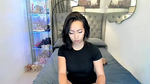 reighnempress online show from 12, 1, 2026