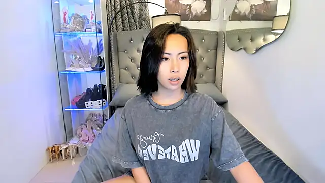 Snapshot of reighnempress chatting on 17, 1, 2026 reighnempress online show from 17, 1, 2026