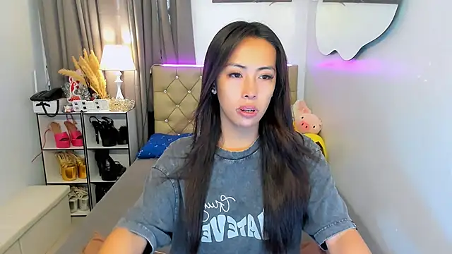 reighnempress online show from 22, 3, 2025