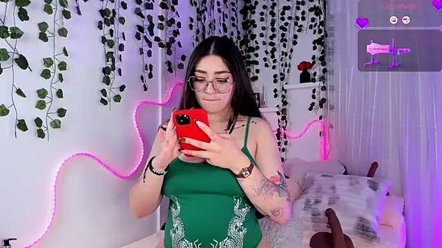 Samii Evans online show from 6, 5, 2026