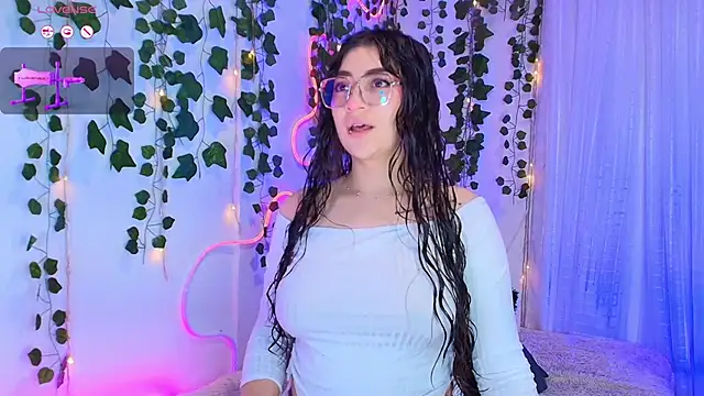 Samii Evans online show from 5, 11, 2025