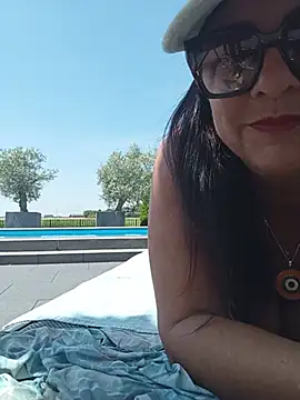 Linda1975 online show from 23, 6, 2026