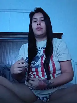 Snapshot of LunaGelatti chatting on 20, 5, 2026 LunaGelatti online show from 20, 5, 2026