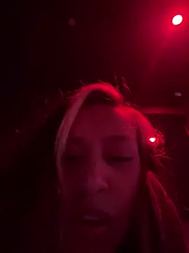 Snapshot of LunaGelatti chatting on 14, 2, 2025 LunaGelatti online show from 14, 2, 2025