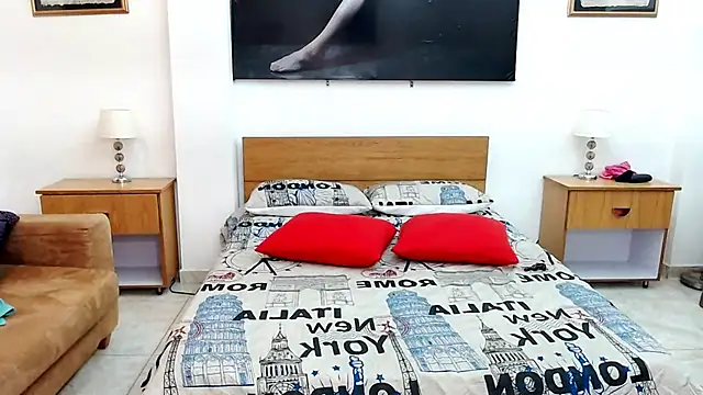 MaloryAndLuna online show from 26, 9, 2025