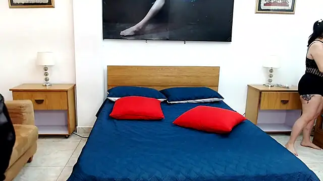 MaloryAndLuna online show from 10, 10, 2025