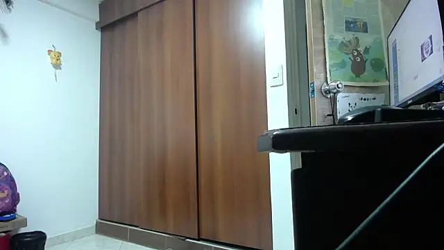 Moon lunita online show from 4, 3, 2026