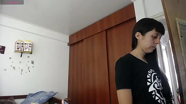 Moon lunita online show from 1, 10, 2025