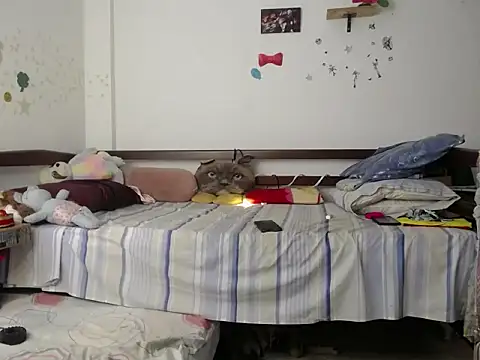 Moon lunita online show from 25, 9, 2025