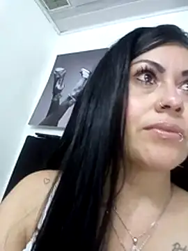 Tania mature online show from 9, 3, 2026