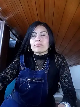 Tania mature online show from 15, 4, 2026