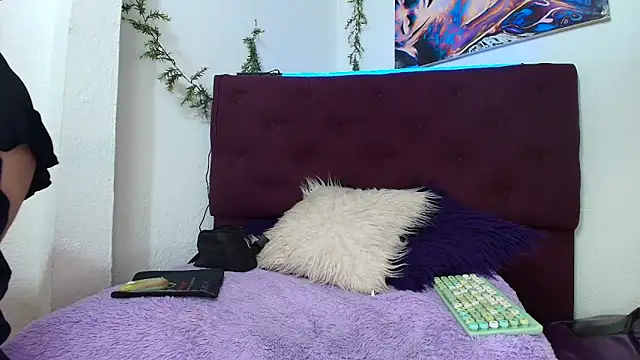 Tania mature online show from 28, 11, 2025