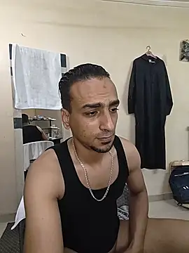 Snapshot of highguy chatting on 21, 6, 2026 highguy online show from 21, 6, 2026