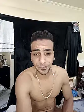 Snapshot of highguy chatting on 25, 2, 2025 highguy online show from 25, 2, 2025