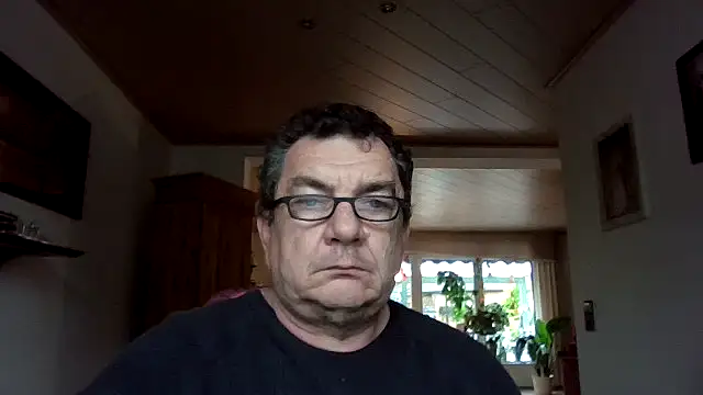 Snapshot of Nobbie444 chatting on 15, 11, 2025 Nobbie444 online show from 15, 11, 2025