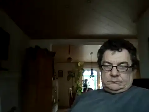 Snapshot of Nobbie444 chatting on 19, 12, 2025 Nobbie444 online show from 19, 12, 2025