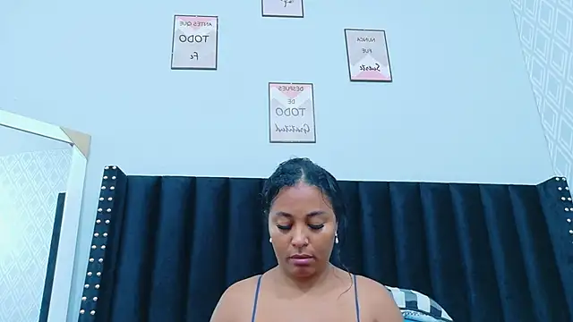 Snapshot of colombiamommy chatting on 16, 2, 2026 colombiamommy online show from 16, 2, 2026