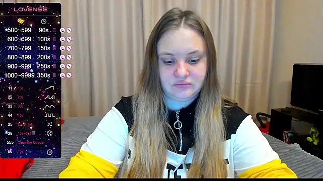 AlanaBrox online show from 10, 1, 2025