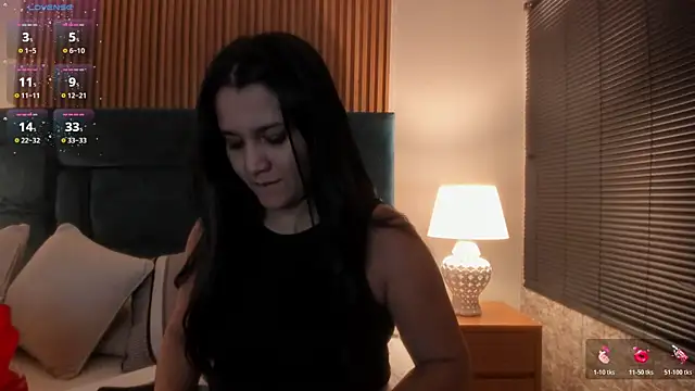 Kareena chopra online show from 15, 4, 2026