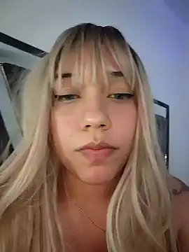 miafresa hot online show from 8, 3, 2025