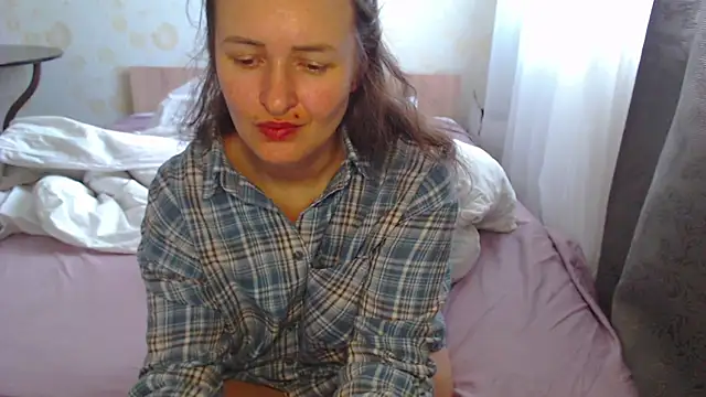 LoraPreston online show from 19, 10, 2025