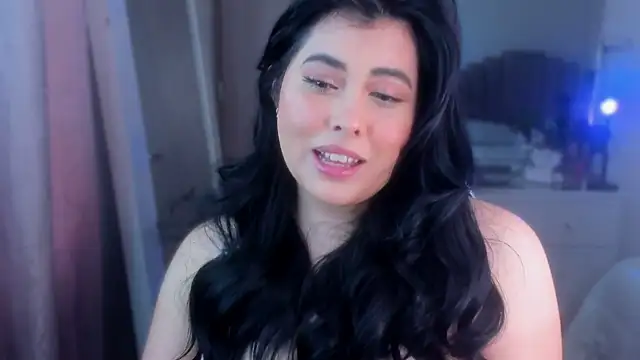 Alyaa s online show from 9, 9, 2025