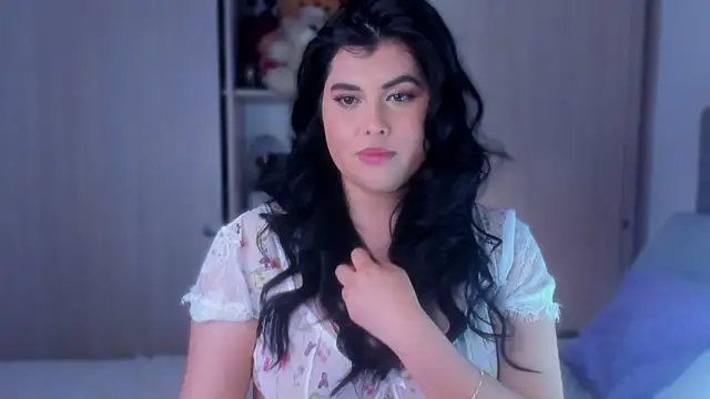 Alyaa s online show from 8, 9, 2025