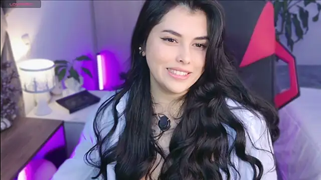 Alyaa s online show from 10, 4, 2026