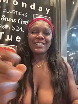 TilaTotti online show from 7, 3, 2025