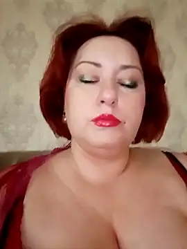 Snapshot of mom4you chatting on 18, 5, 2026 mom4you online show from 18, 5, 2026
