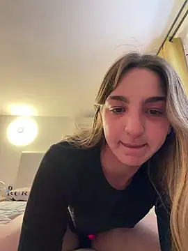 DoriDeluxe66 online show from 2, 4, 2026