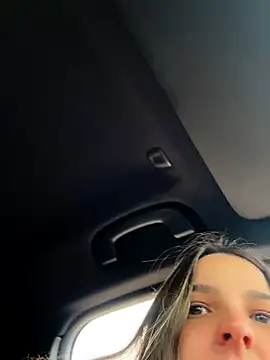 DoriDeluxe66 online show from 9, 10, 2025