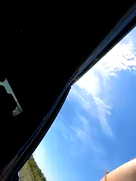 DoriDeluxe66 online show from 4, 10, 2025