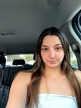 DoriDeluxe66 online show from 1, 11, 2025