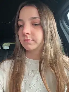 DoriDeluxe66 online show from 11, 10, 2025