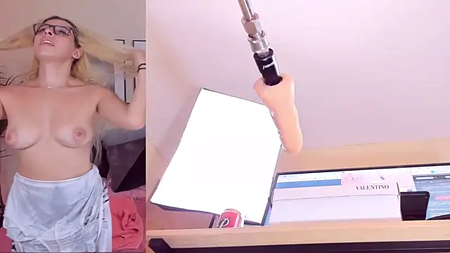 Lizzy Lace online show from 21, 3, 2025