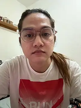 Snapshot of MarieLoveGlamorous chatting on 9, 10, 2025 MarieLoveGlamorous online show from 9, 10, 2025