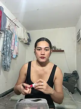 MarieLoveGlamorous online show from 2, 8, 2026