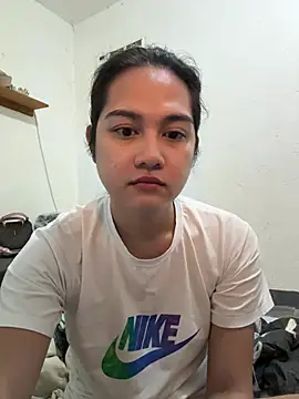 MarieLoveGlamorous online show from 5, 7, 2026