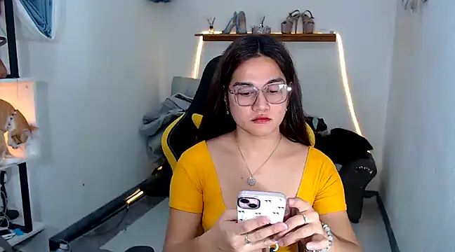 Snapshot of MarieLoveGlamorous chatting on 8, 2, 2025 MarieLoveGlamorous online show from 8, 2, 2025
