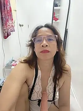 HotsexyNaughtysweetbaby online show from 25, 6, 2026