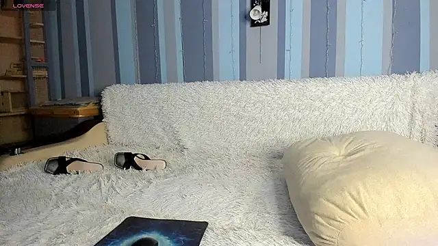 KatMartinez online show from 29, 1, 2025