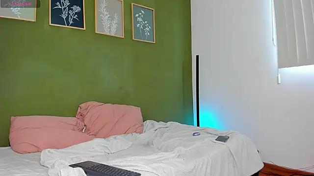 karlye 5 online show from 9, 4, 2026