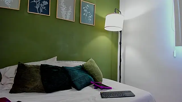 karlye 5 online show from 16, 2, 2026