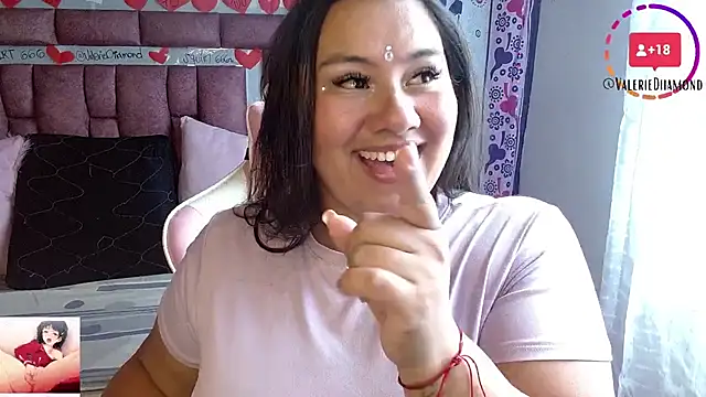Snapshot of ValerieDiiamond chatting on 23, 9, 2025 ValerieDiiamond online show from 23, 9, 2025