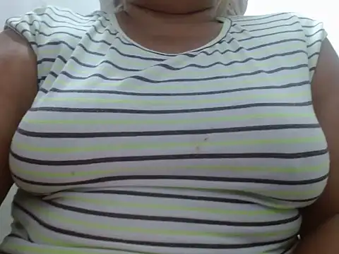 megganplayx online show from 4, 10, 2025